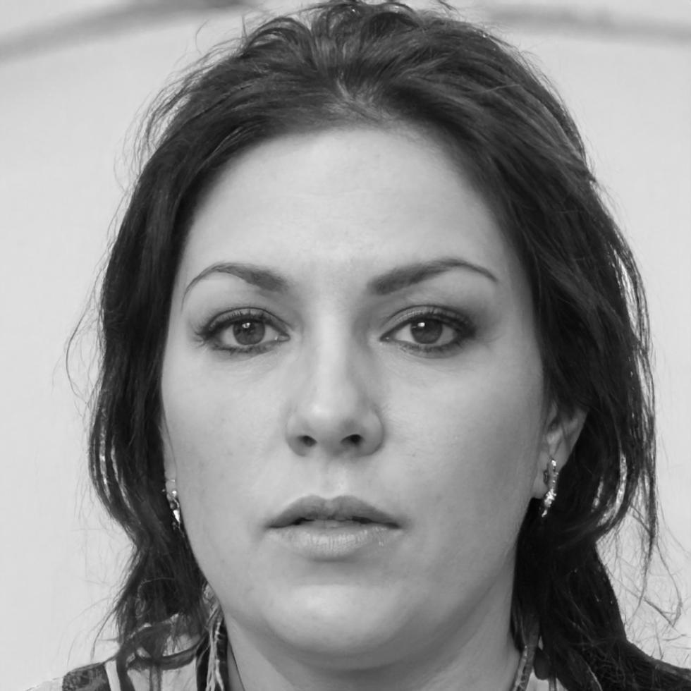 Olena Kravets — Mobile UX Architect at Qenvarith